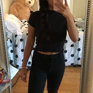 Black lettuce edge crop top